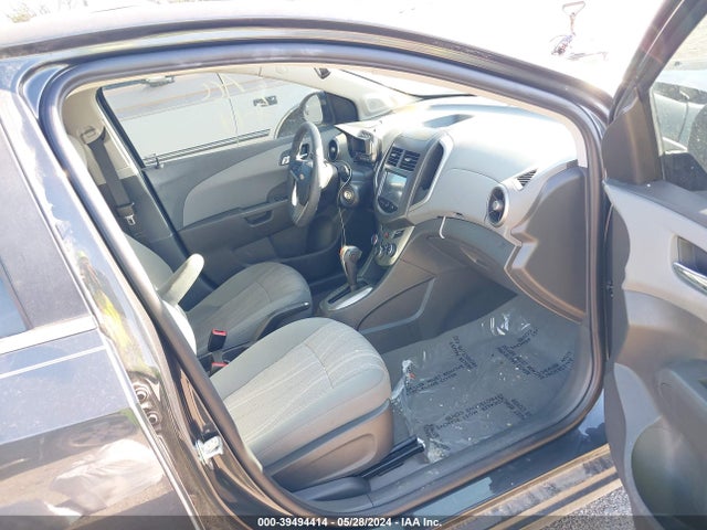Chevrolet Sonic Lt Auto 2014 1G1JC6SB8E4174436 Image 5