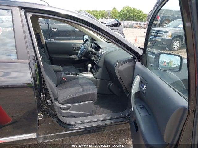 Nissan Rogue Select S 2014 JN8AS5MTXEW620900 Image 5