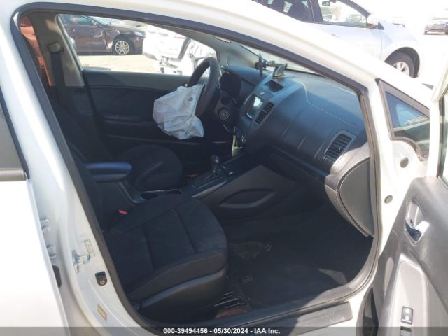 KNAFK4A64G5595072 KIA FORTE LX