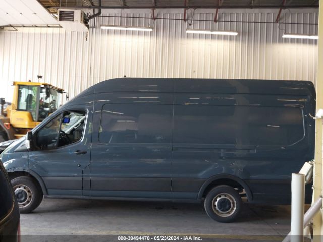 1FTBR3X8XLKA18638 Ford Transit-250 Cargo Van