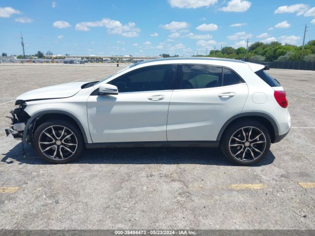 WDCTG4GBXFJ064020 Mercedes-Benz Gla 250 4matic