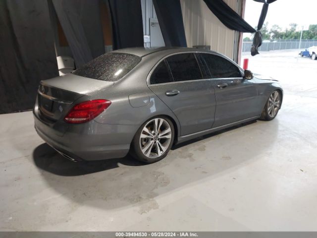 55SWF4HB6JU255906 Mercedes-Benz C 350E