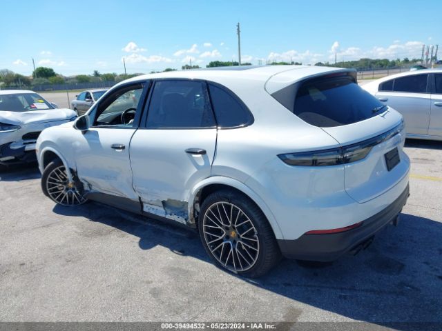 WP1AB2AY9KDA61985 Porsche CAYENNE S