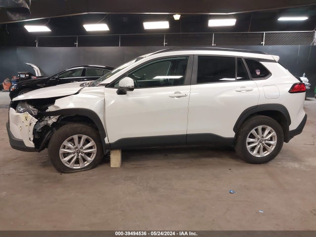 Toyota Corolla Cross Le 2023 7MUCAABG2PV062748 Image 14
