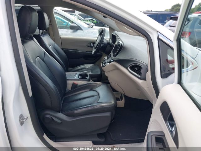 2C4RC1L75NR173796 Chrysler Pacifica Hybrid Touring L