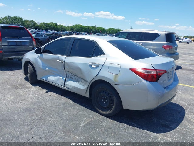Toyota COROLLA LE 2017 5YFBURHE5HP586391 Image 3