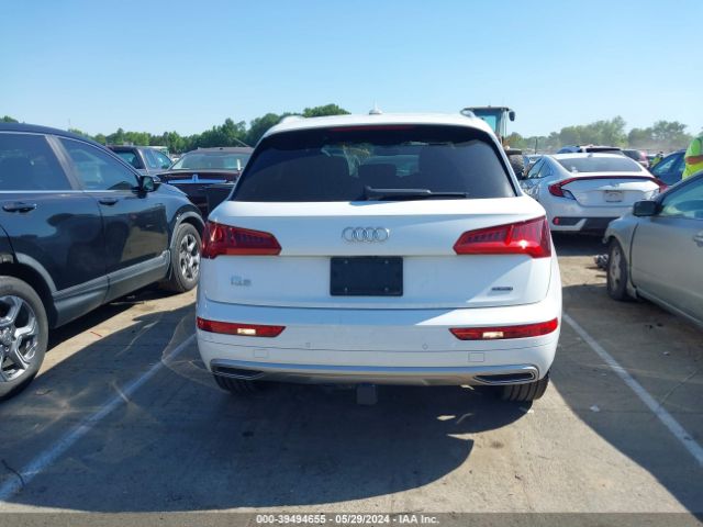 WA1BNAFY5K2095489 Audi Q5 45 Premium
