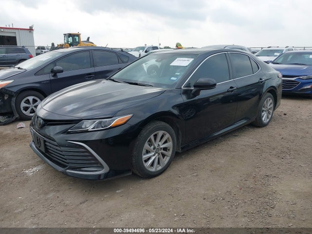 Toyota CAMRY LE 2023 4T1C11AK0PU753963 Image 2