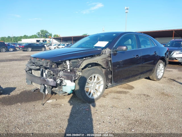 Chevrolet MALIBU 1LT 2015 1G11C5SL6FF256612 Image 2
