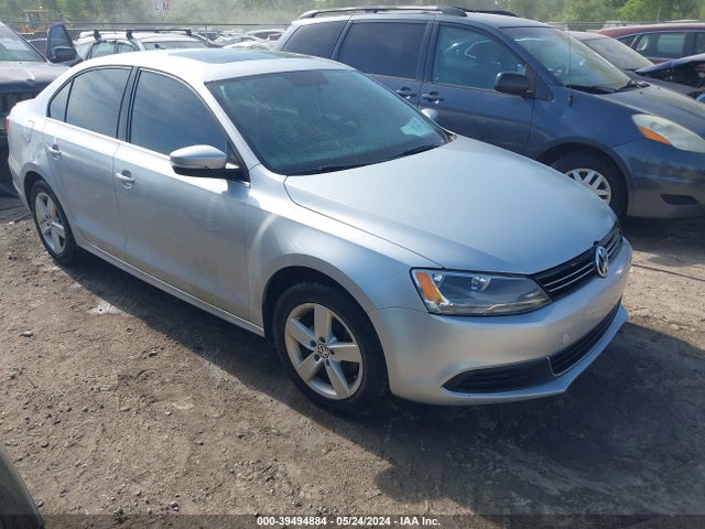 2014 3VWLL7AJ0EM376025 main image