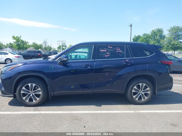 Toyota Highlander Xle 2021 5TDHZRBH6MS066586 Image 14