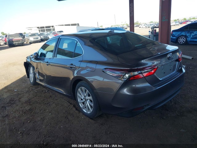 Toyota CAMRY LE 2023 4T1C11AK3PU807188 Image 3