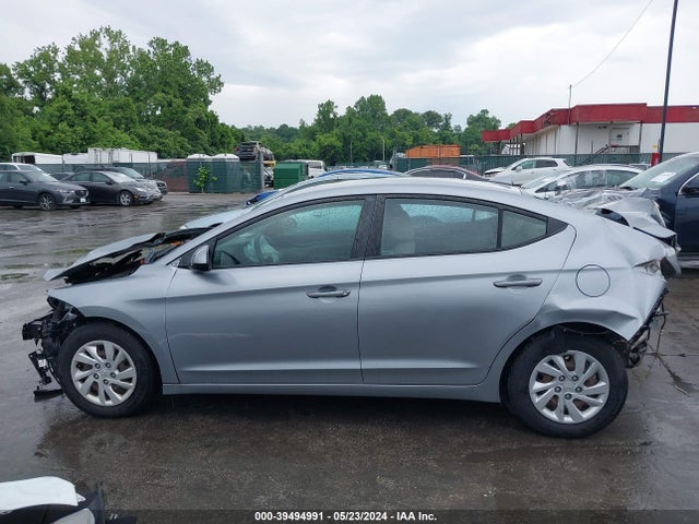 Hyundai ELANTRA SE 2017 5NPD74LF8HH148769 Image 15