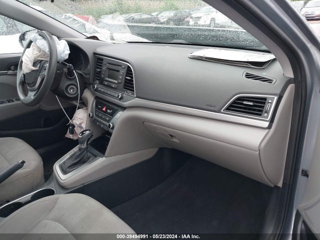 Hyundai ELANTRA SE 2017 5NPD74LF8HH148769 Image 5