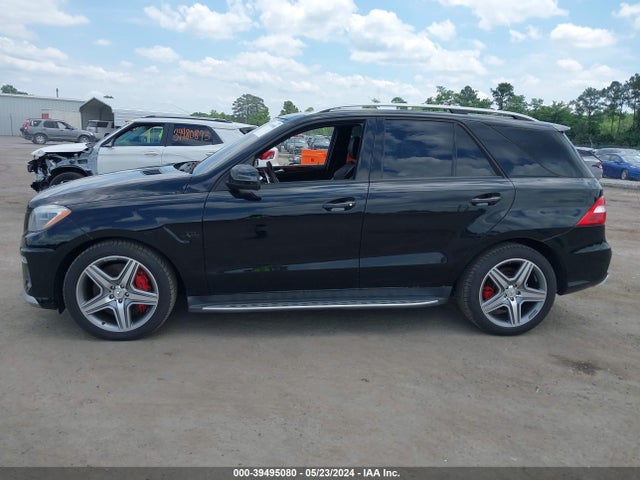 Mercedes-Benz ML 63 AMG 2014 4JGDA7EB7EA313237 Image 14
