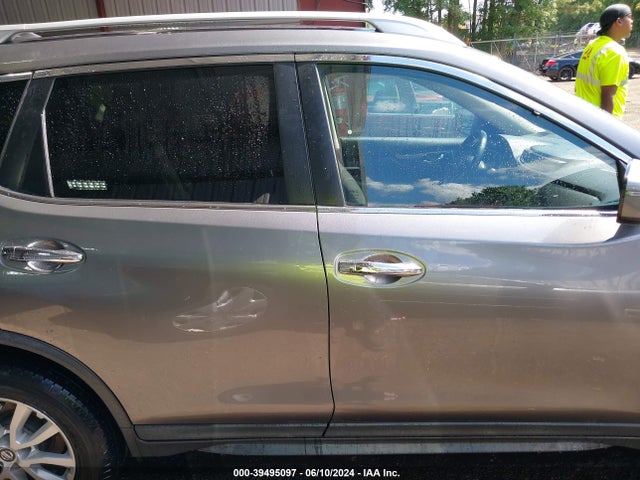 Nissan ROGUE SV 2019 KNMAT2MV9KP501699 Image 13