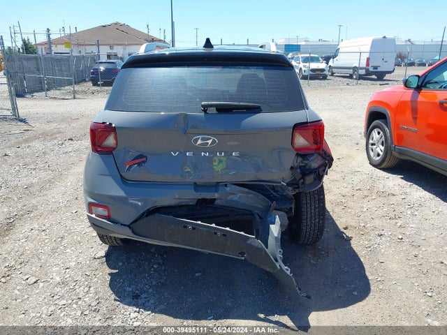 Hyundai Venue Limited 2022 KMHRC8A35NU150333 Image 16