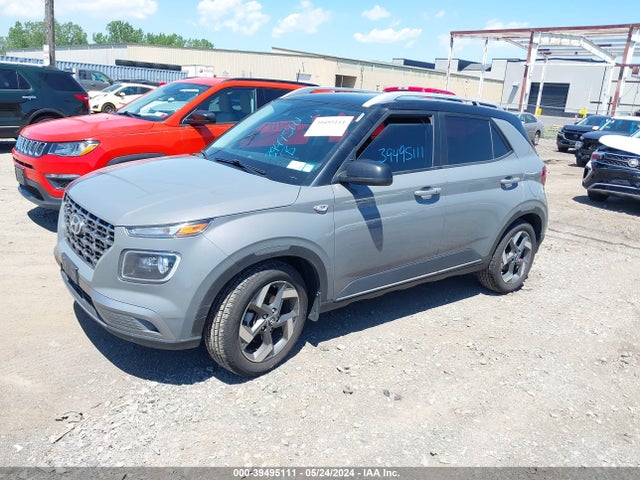 Hyundai Venue Limited 2022 KMHRC8A35NU150333 Image 2