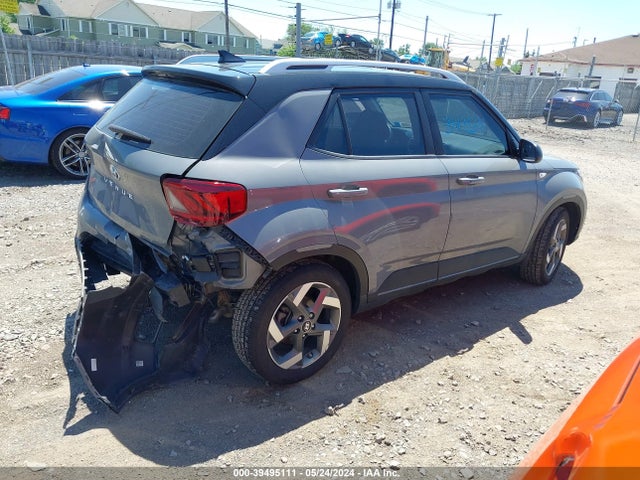 Hyundai Venue Limited 2022 KMHRC8A35NU150333 Image 4