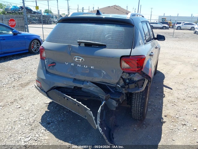 Hyundai Venue Limited 2022 KMHRC8A35NU150333 Image 6