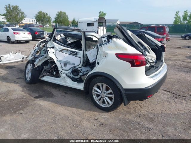 JN1BJ1CR2JW202328 Nissan Rogue Sport Sv