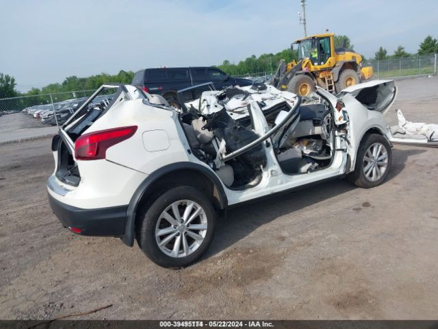 JN1BJ1CR2JW202328 Nissan Rogue Sport Sv