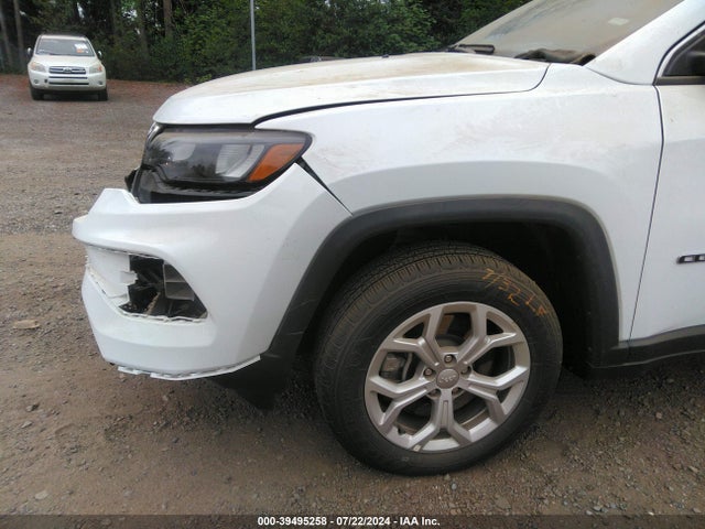 3C4NJDBN9RT111102 Jeep Compass Latitude 4x4