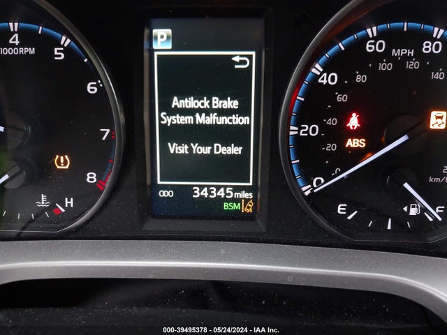 Toyota Rav4 Xle 2018 JTMWFREV0JD122708 Image 16