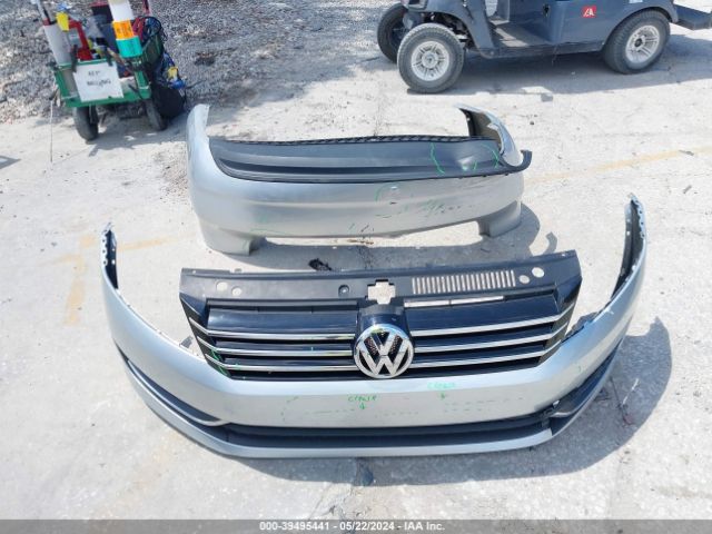 1VWAT7A37FC117785 Volkswagen Passat 1.8t Limited Edition