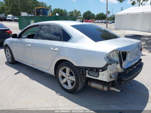 1VWAT7A37FC117785 Volkswagen Passat 1.8t Limited Edition
