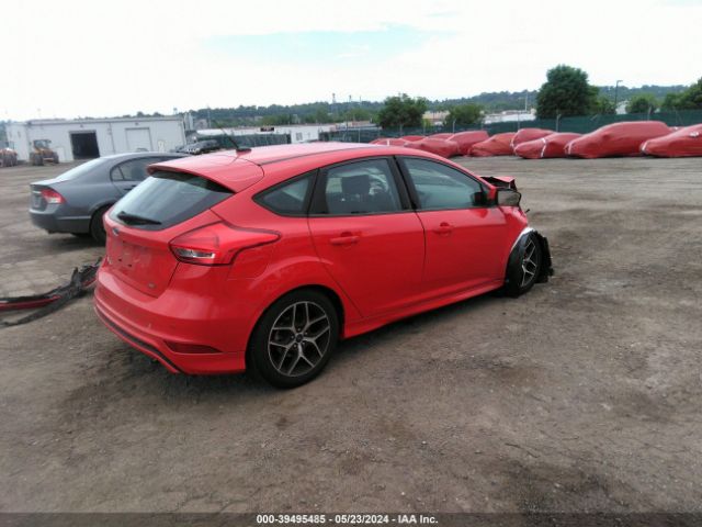 1FADP3K20GL381358 Ford FOCUS SE