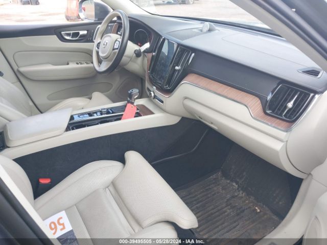 LYVA22RL4KB262939 Volvo Xc60 T6 Inscription