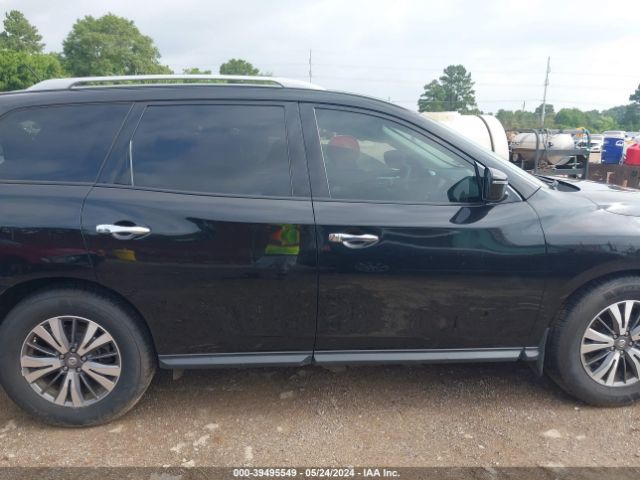 5N1DR2MMXJC622097 Nissan Pathfinder S