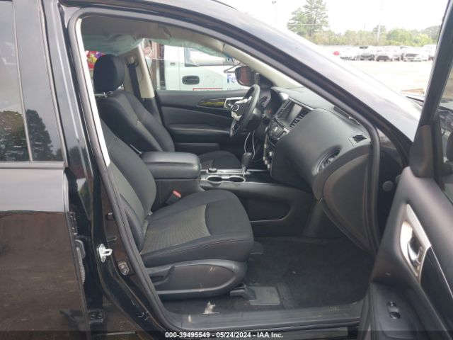 5N1DR2MMXJC622097 Nissan Pathfinder S
