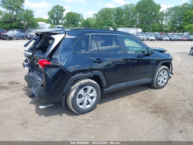 Toyota RAV4 LE 2020 JTMF1RFVXLD064056 Image 4