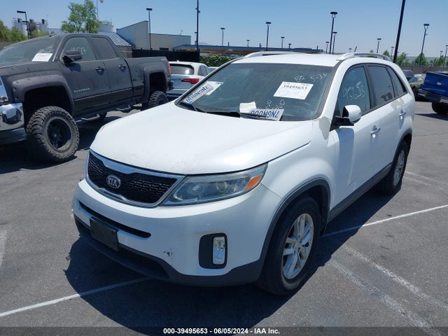 KIA SORENTO LX 2014 5XYKT4A65EG490740 Image 2