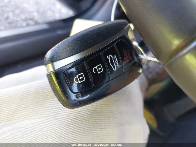 Hyundai Genesis 5.0 2015 KMHGN4JF4FU035938 Image 11