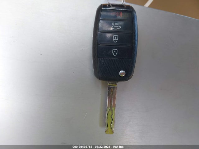 KIA SEDONA LX 2015 KNDMB5C18F6029894 Image 11