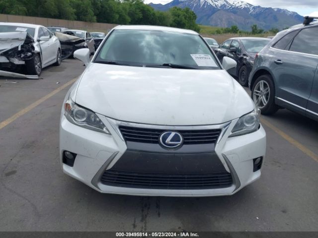 JTHKD5BH5E2198064 Lexus CT 200H