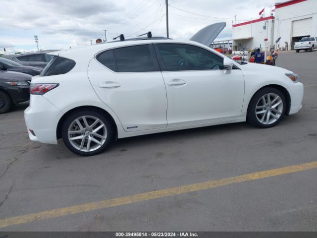JTHKD5BH5E2198064 Lexus CT 200H