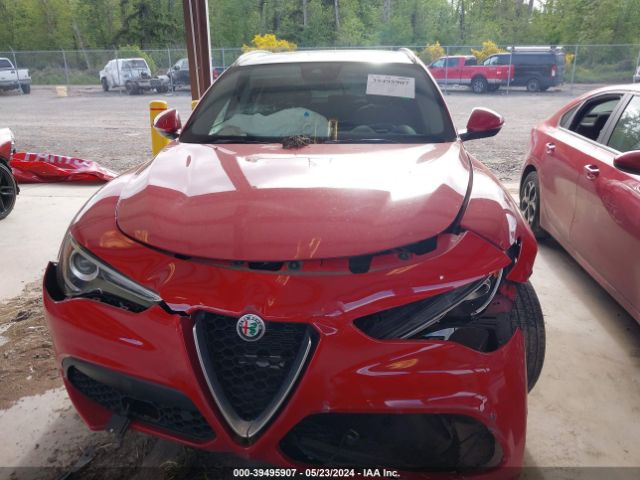 ZASFAKBN1J7B95067 Alfa Romeo Stelvio Ti Awd