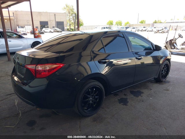 Toyota COROLLA LE 2019 2T1BURHE4KC137632 Image 4