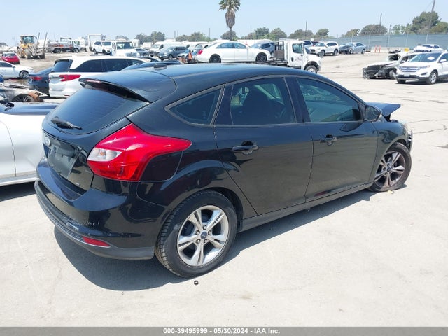 Ford FOCUS SE 2014 1FADP3K20EL323814 Image 4