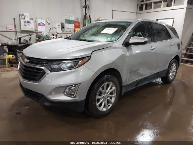 Chevrolet EQUINOX LT 2019 2GNAXUEVXK6305499 Image 2