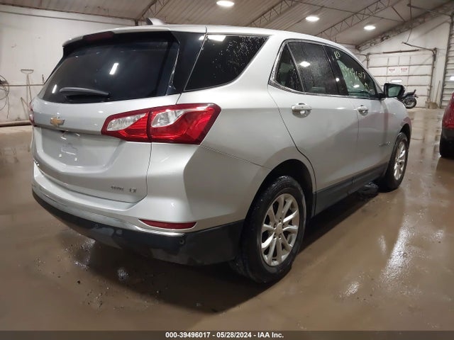 Chevrolet EQUINOX LT 2019 2GNAXUEVXK6305499 Image 4