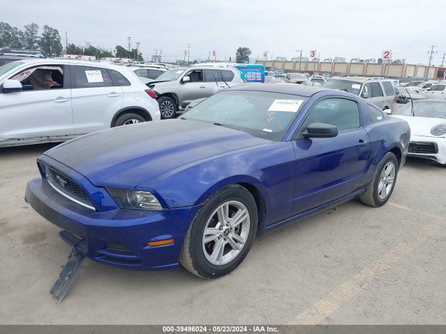 Ford Mustang V6 2014 1ZVBP8AM4E5325228 Image 2