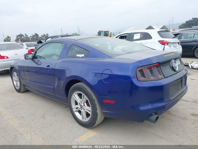 Ford Mustang V6 2014 1ZVBP8AM4E5325228 Image 3