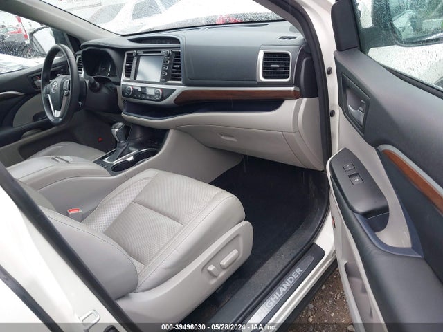 5TDDKRFH3FS205900 Toyota Highlander Limited V6