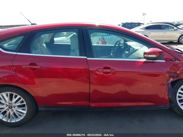 Ford Focus Titanium 2016 1FADP3N29GL225752 Image 13