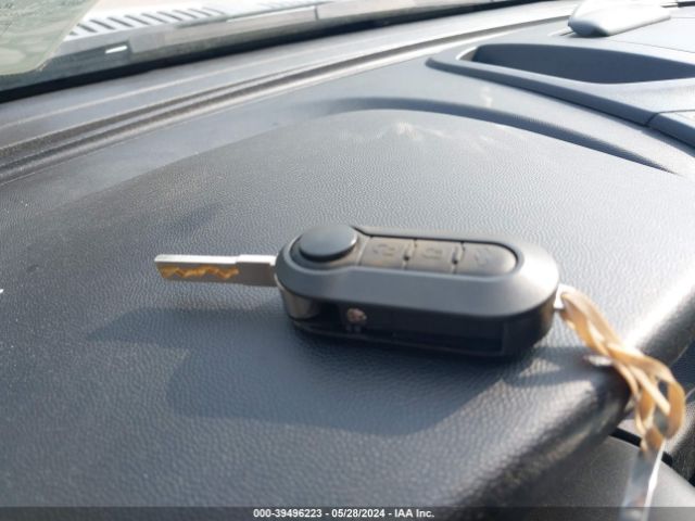 3C6TRVAG0JE110378 RAM Promaster 1500 Low Roof 136 Wb